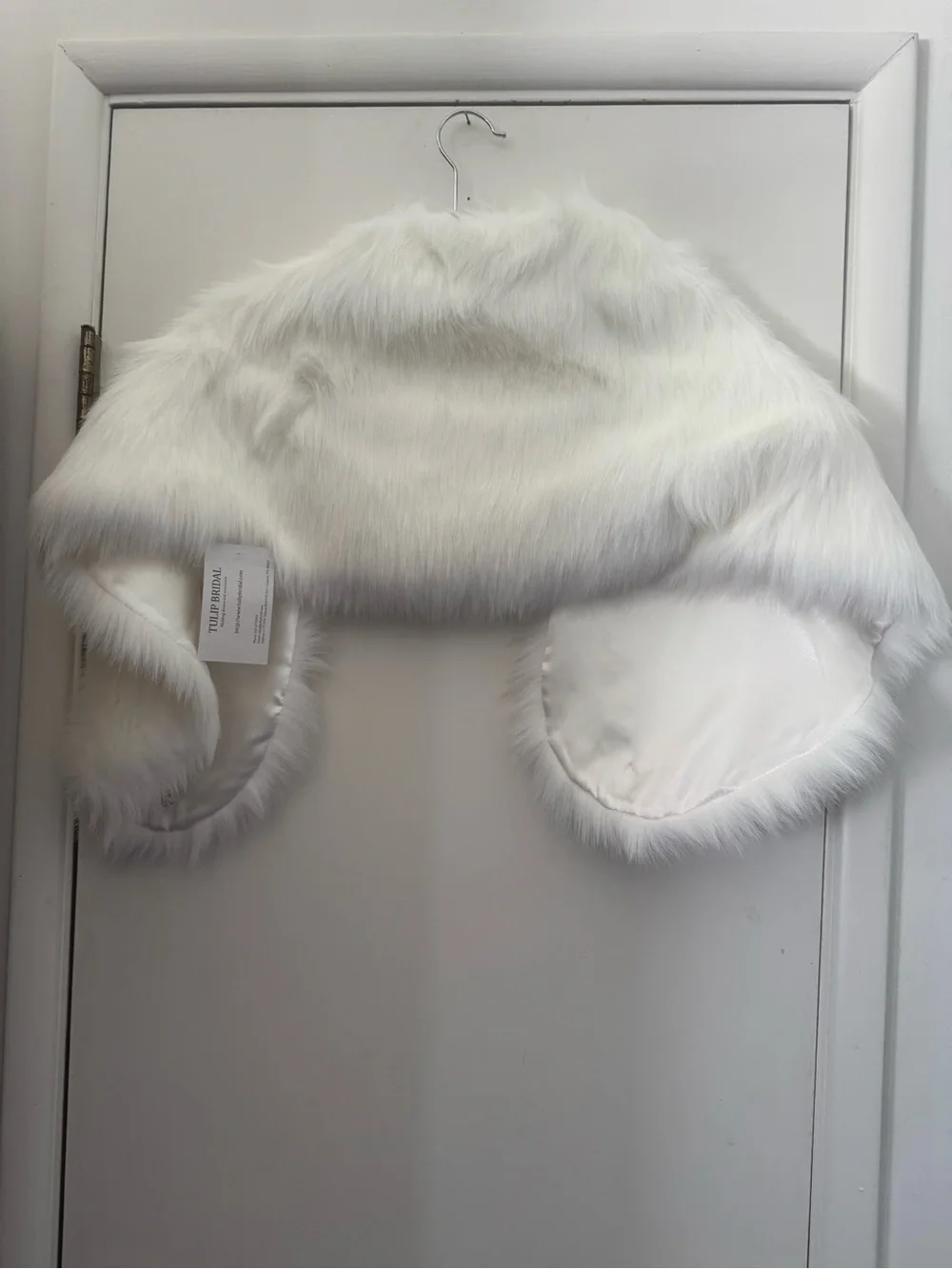 White Faux Fur Bridal Stole - Elegant Women's Accessory